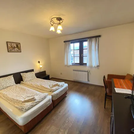 Prázdninový dům House Trivia *