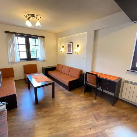 Prázdninový dům House Trivia