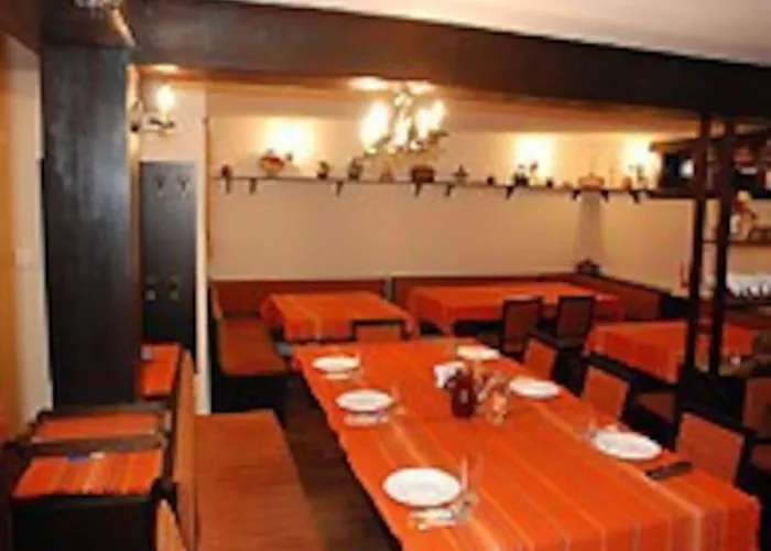 House Trivia * Bansko