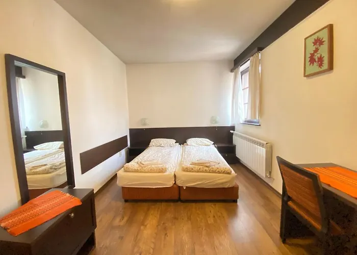 Prázdninový dům House Trivia *